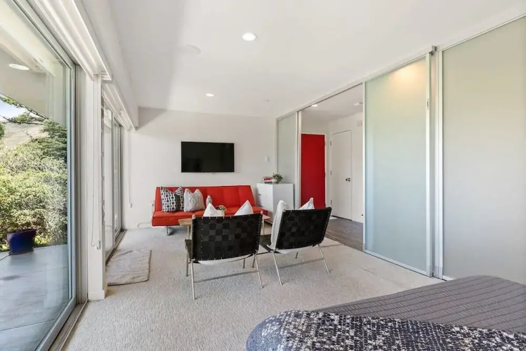 @ Marbella Lane - Cozy and Eccentric Design Home