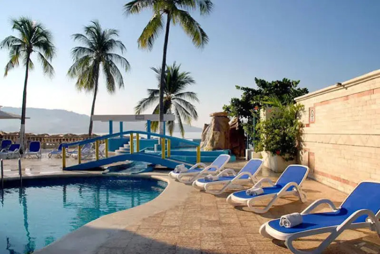 Avalon Excalibur Acapulco