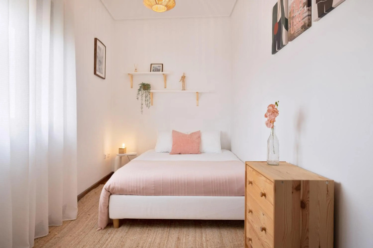 ! Luminous 2BR Top Floor ! Praça da República
