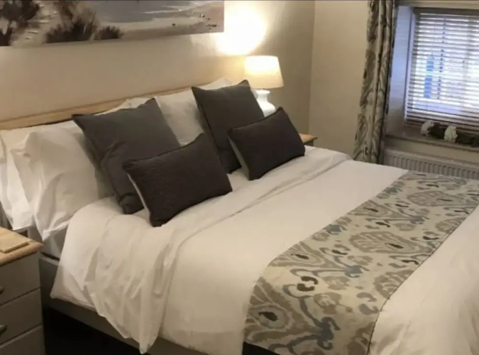 Cottage in Pickering Sleeps 6 Pets Welcome