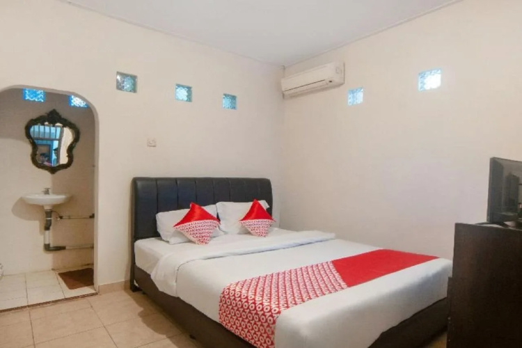 OYO 2256 Danysa Guesthouse