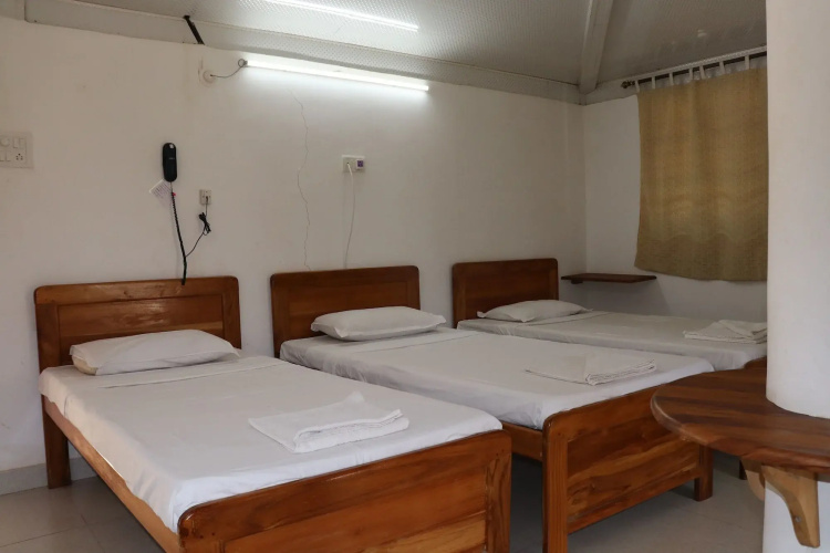 Peravel Beach Holiday Home