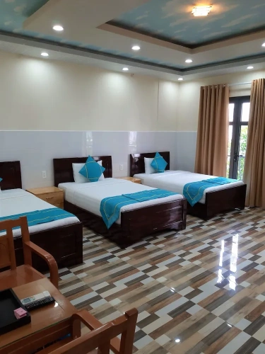 Standard Triple room with balcony