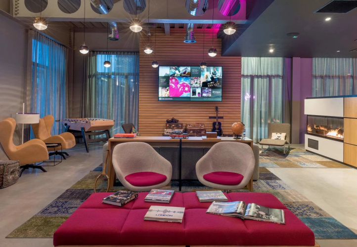 Moxy London Excel
