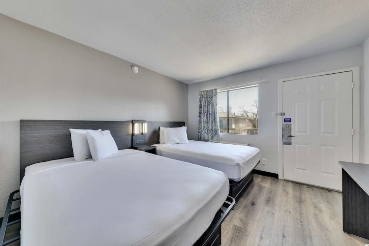 Deluxe Quadruple room