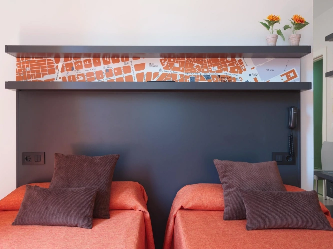 Standard Twin room