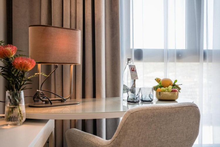 Leonardo Royal Hotel Barcelona Fira photo 25
