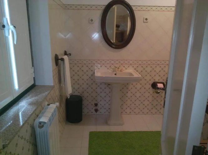 2 Bedrooms Cottage