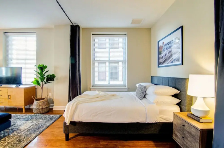 Abode Memphis - Downtown Madison Ave