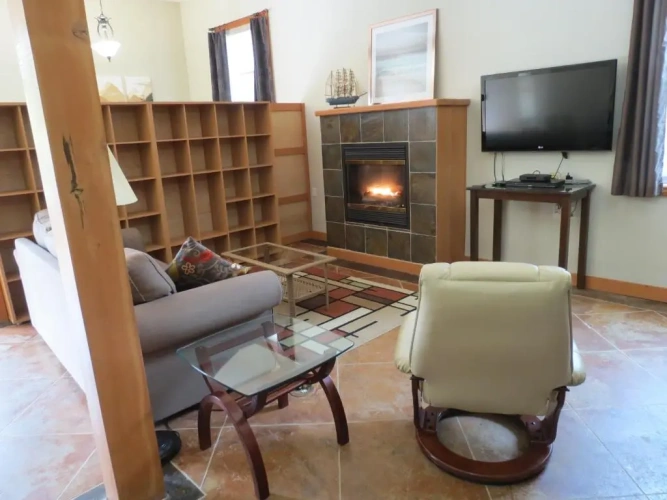 1 Bedroom Deluxe Suite