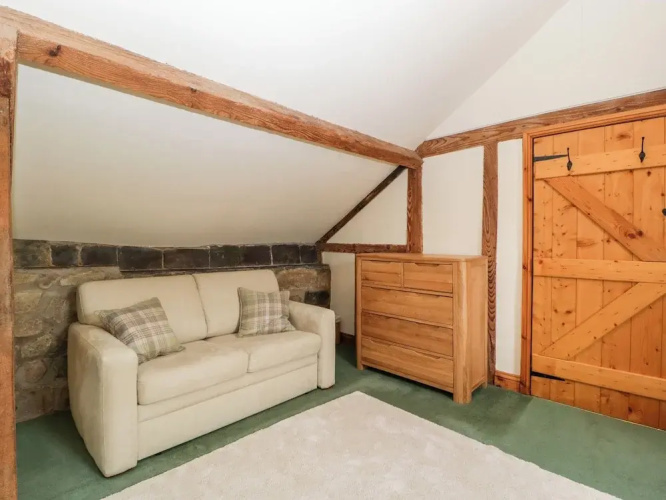 Redstart Cottage