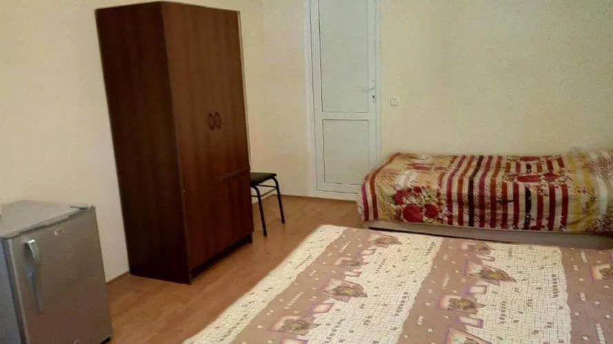 Mari Guest House