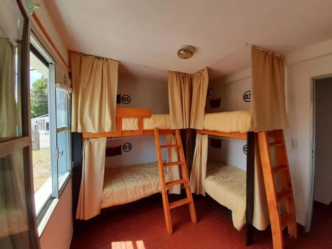 Hostel 64Bigüa B&B