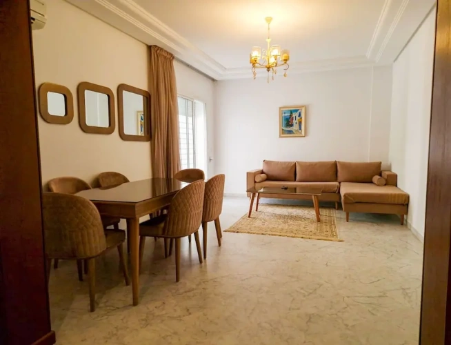 2 Bedrooms Apartment