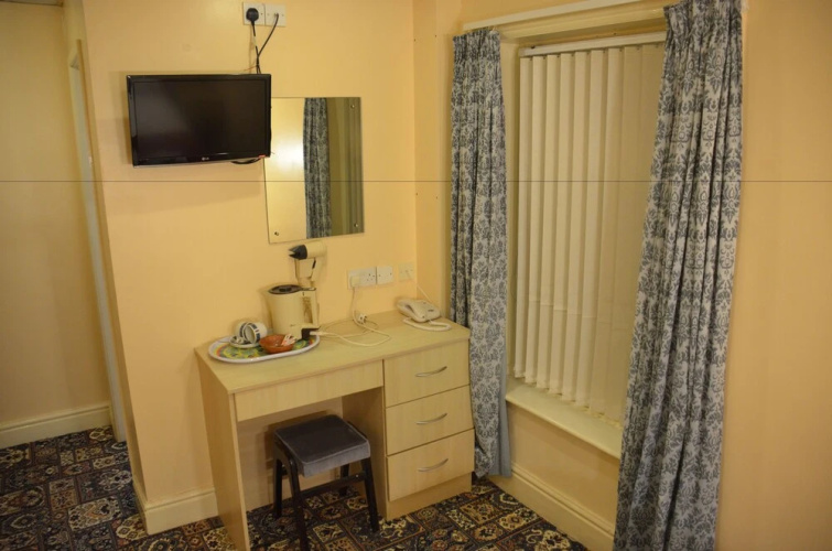 Dukeries Hotel