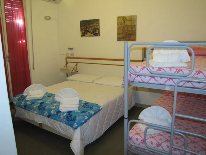 Standard Quadruple room