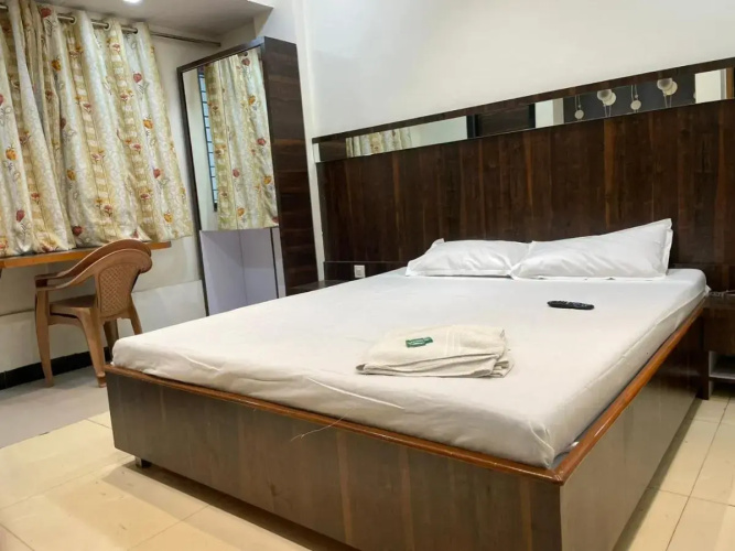 Hotel Parth