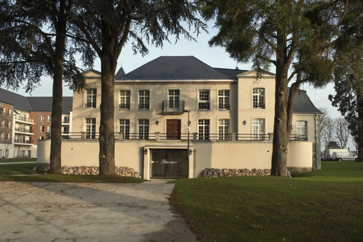 Manoir Le Carillon Dor - Maubeuge