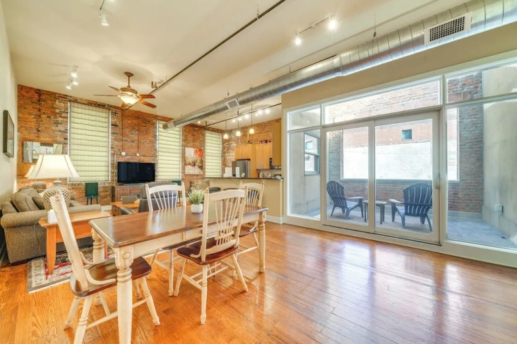 1 Bedroom Apartment with balcony