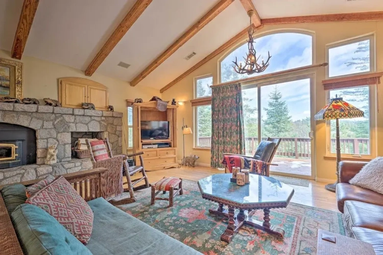 3 Bedrooms Cottage with balcony