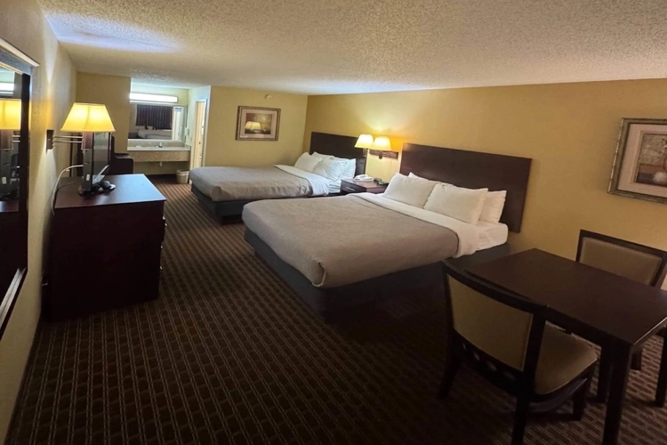 Standard Quadruple room