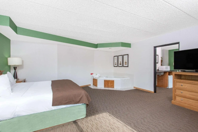 1 Bedroom Superior Double Suite