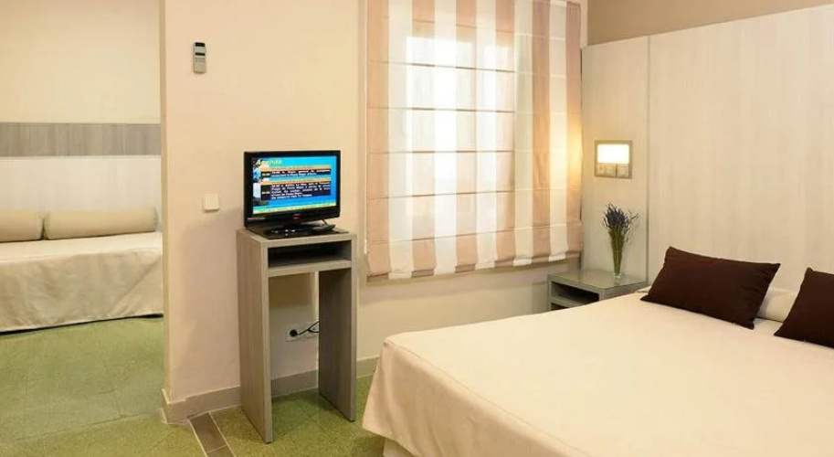 Capri Hotel