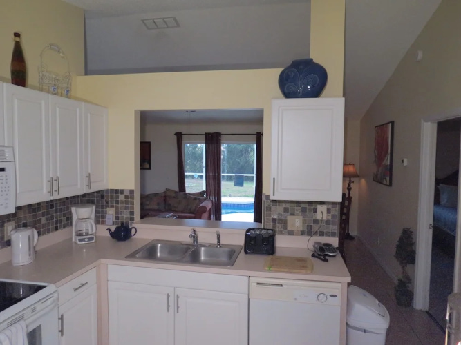 Westridge Area Pool Home