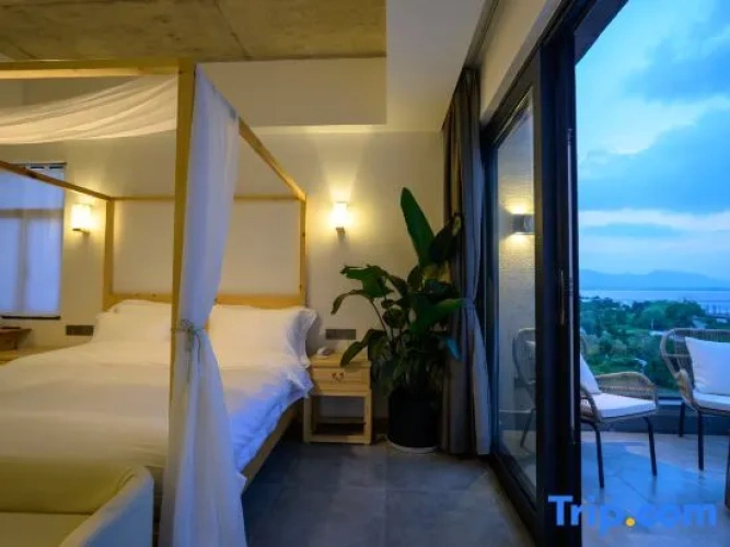 Standard Double room with balcony and with river view