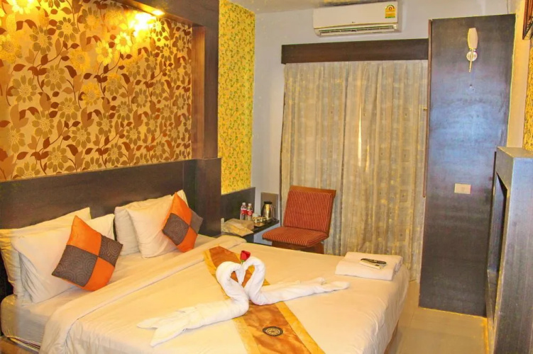 Central Place Hotel