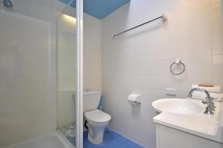 2 Bedrooms Cottage