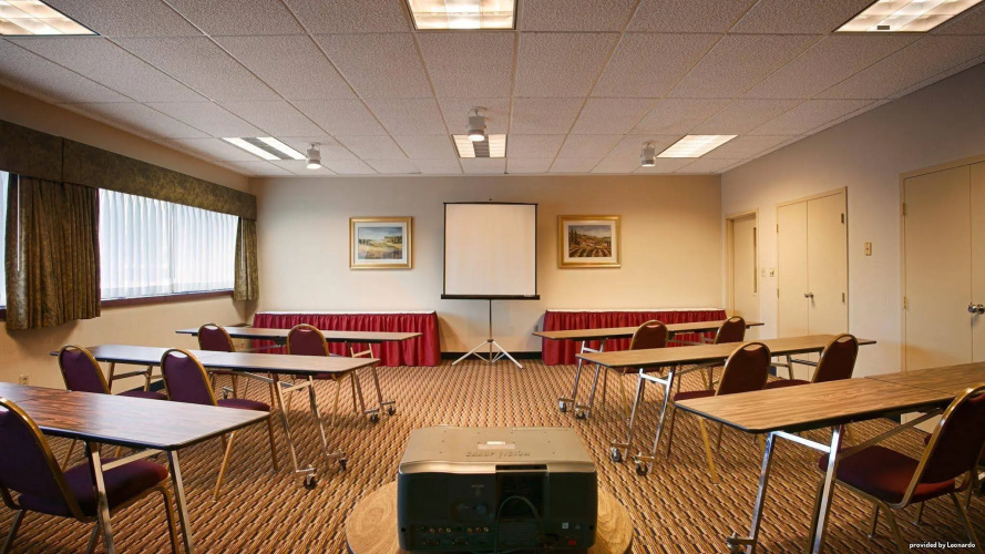 Best Western Plus Reading Inn & Suites photo 20