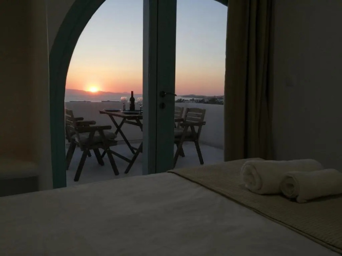 Plaka's house