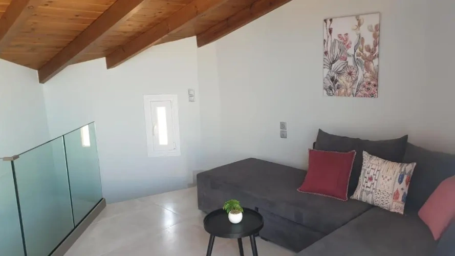 3 Bedrooms Cottage