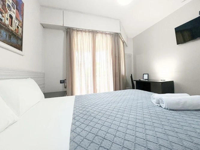 Economy Double room with balcony and with city view
