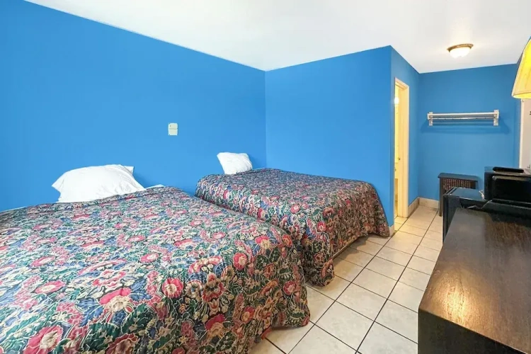 Standard Quadruple room with balcony