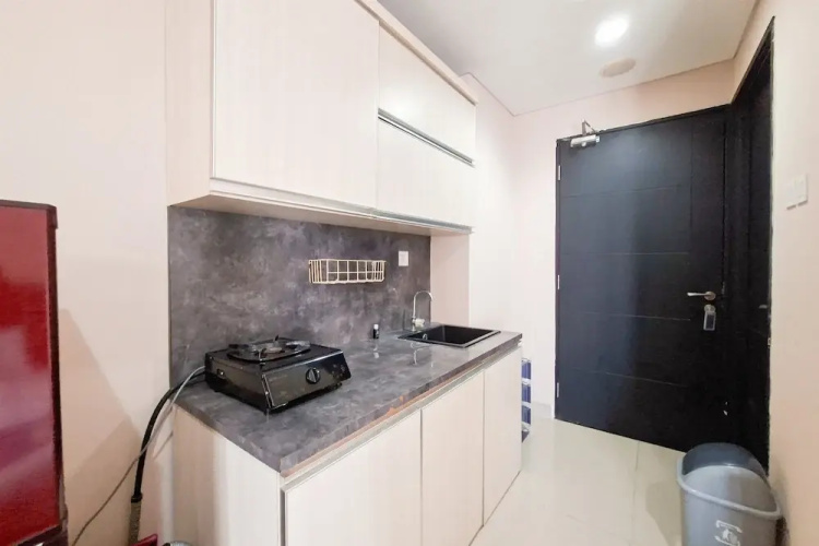 Nice And Elegant Studio At Paramount Skyline Apartment