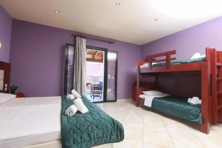 Standard Quadruple room