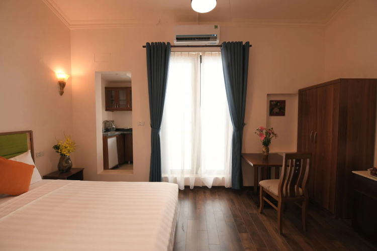Old Quarter Family Hotel