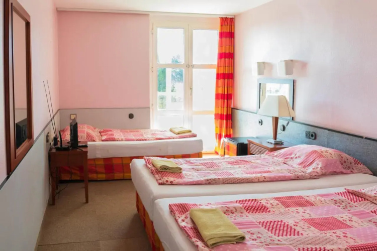 Hotel Ngy vszak