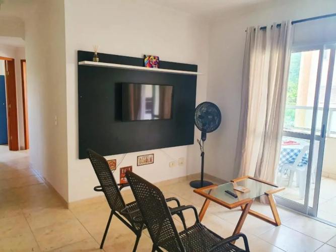 Lindo apto com 3 quartos, apenas 1 quadra da praia das Toninhas