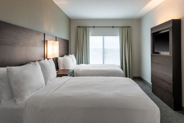 1 Bedroom Quadruple Suite