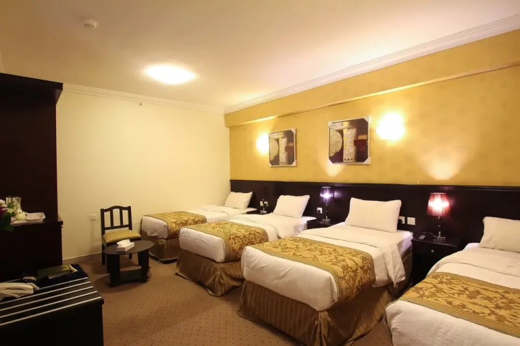 Al Refa Al Aziziyah Hotel