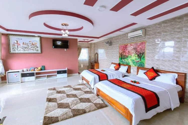 Standard Quadruple room with lake view