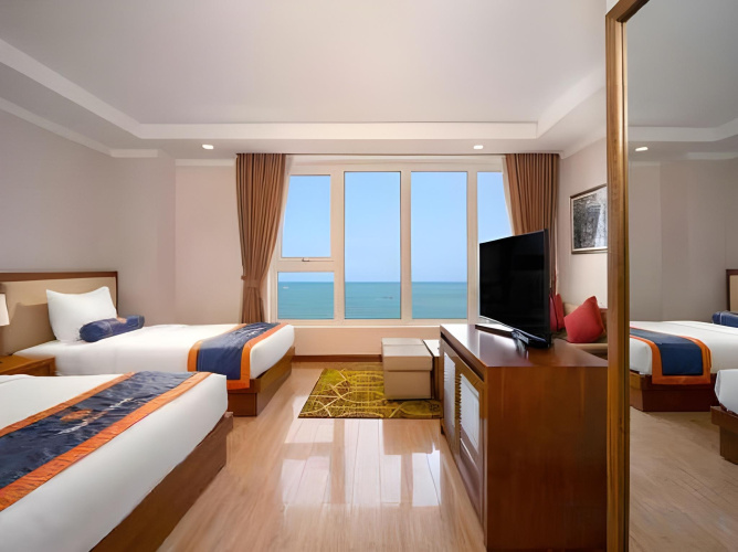 BlueSun Danang Beach Hotel