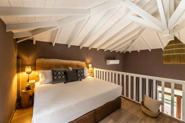 Avaton Suites & Villas