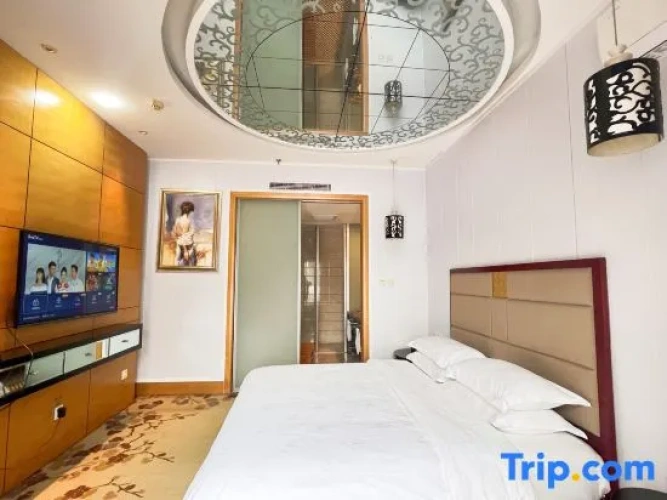 Deluxe Double Suite