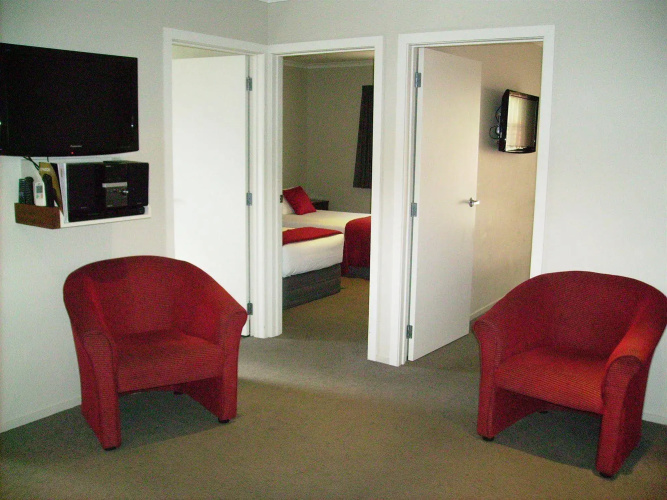 Albert Court Motor Lodge