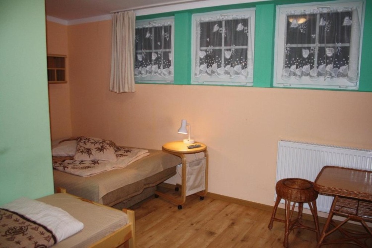 Standard Triple room
