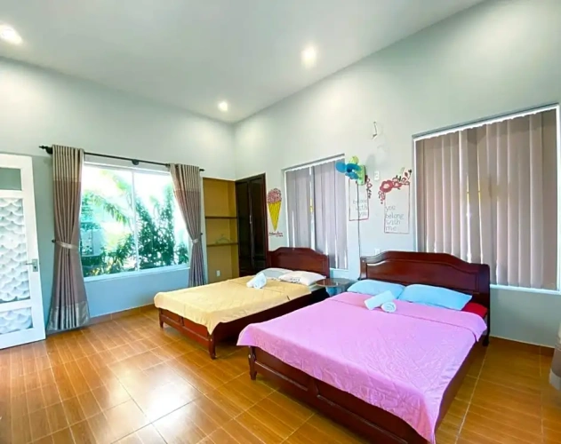 Standard Triple room with garden view